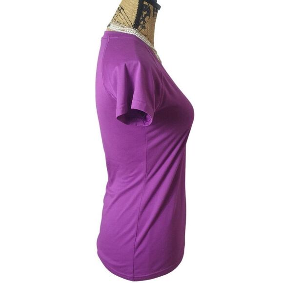 Under Armour Womens V-Neck T-Shirt XS Purple HeatGear Semi-Fitted Run Athletic - Picture 2 of 6